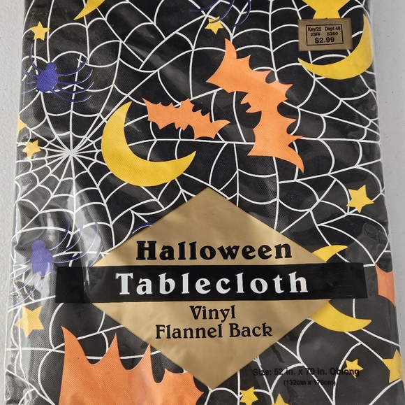 NWT NOS  Vintage Vinyl HALLOWEEEN Tablecloth 51x70 Oblong - Picture 1 of 2